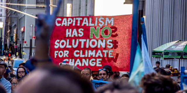 Kapitalismuskritischer Klimaprotest
